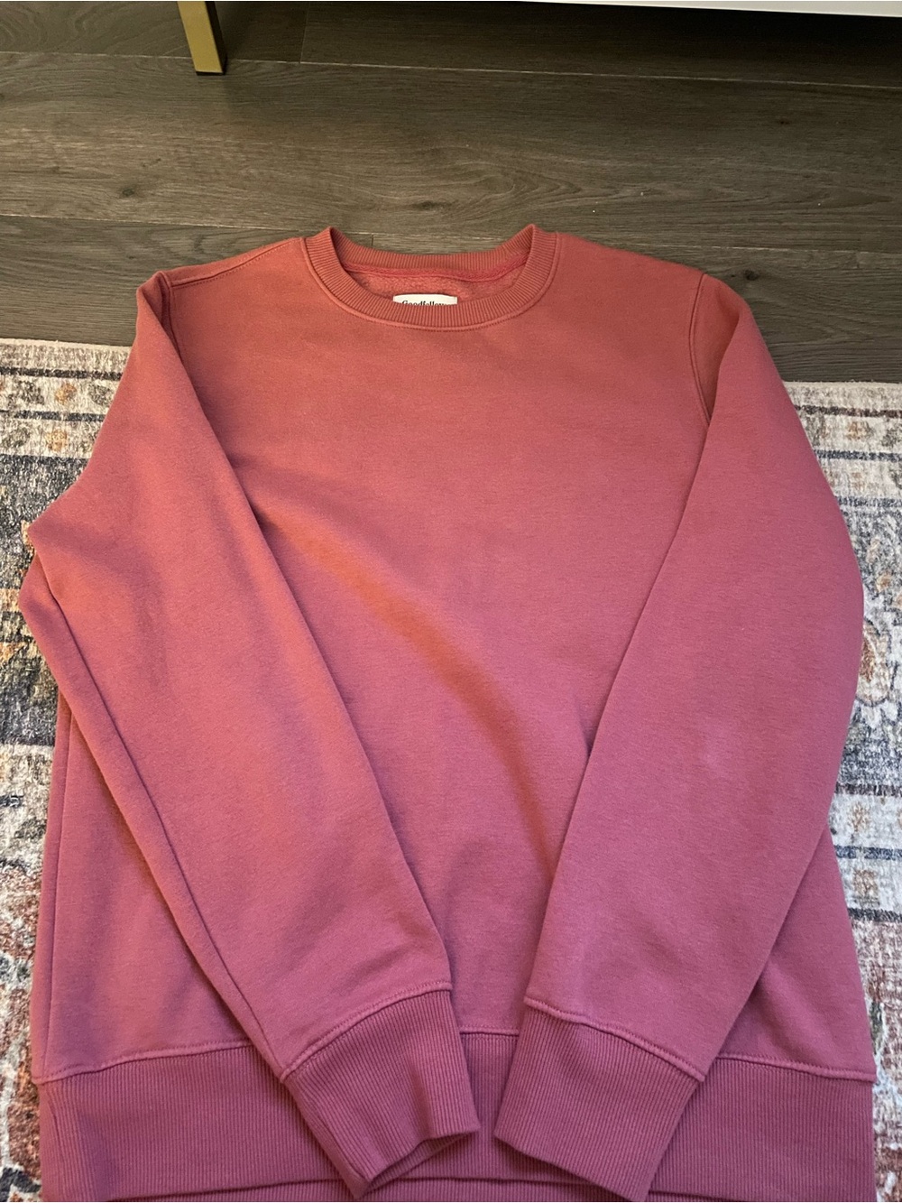 Men's Medium Crewneck
